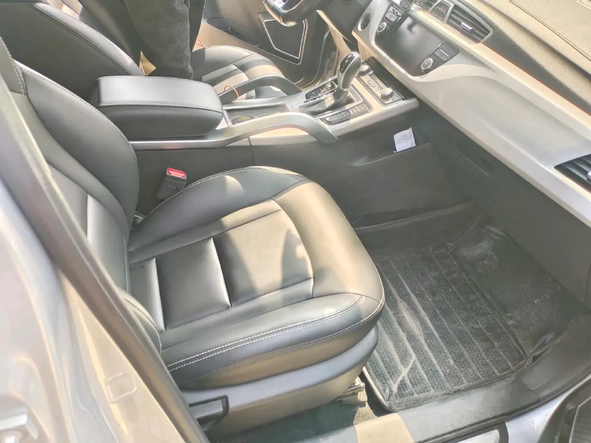 2016 Geely Azkarra 1.8T 184HP L4 6AT,autocango,china used car exporter,china ev exporter,chinese used car exporter,chinese used ev exporter