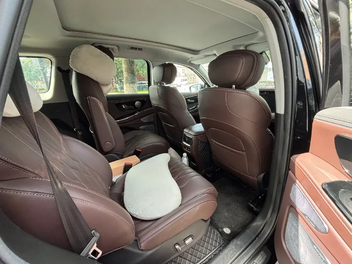 2025 Volkswagen Passat 2.0T 220HP L4 7DCT,autocango,china used car exporter,china ev exporter,chinese used car exporter,chinese used ev exporter