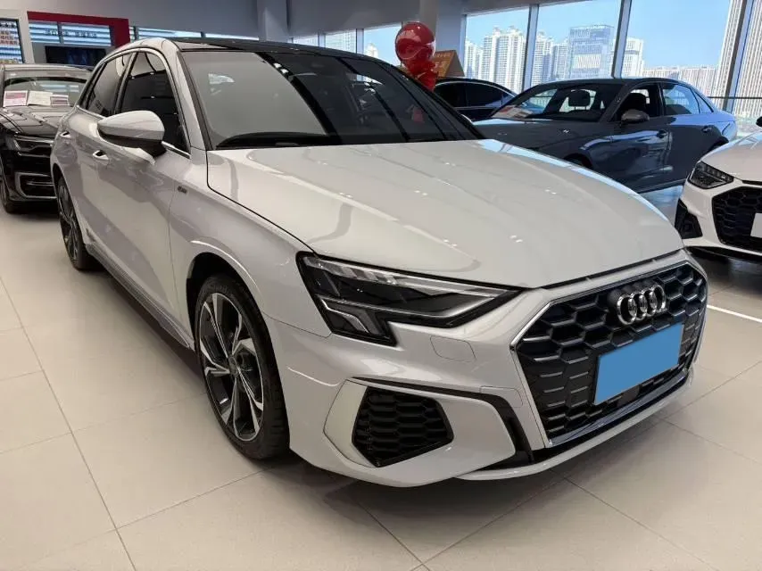 2022 Audi A3 1.4T 150HP L4 7DCT,autocango,china used car exporter,china ev exporter,chinese used car exporter,chinese used ev exporter