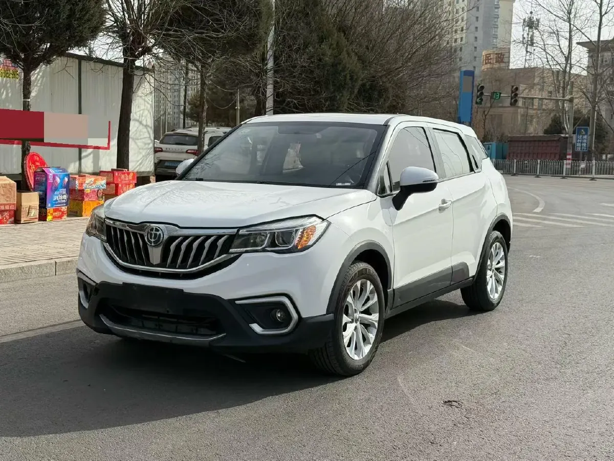 2017 Brilliance Auto V3 1.5L 112HP L4 5MT,autocango,china used car exporter,china ev exporter,chinese used car exporter,chinese used ev exporter