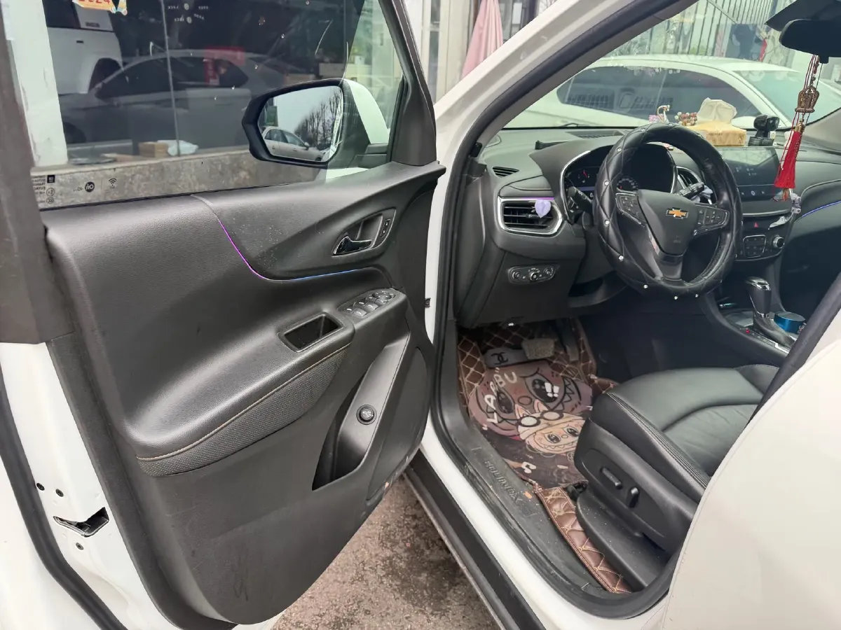 2019 Chevrolet Equinox 1.5T 180HP L4 6AT,autocango,china used car exporter,china ev exporter,chinese used car exporter,chinese used ev exporter