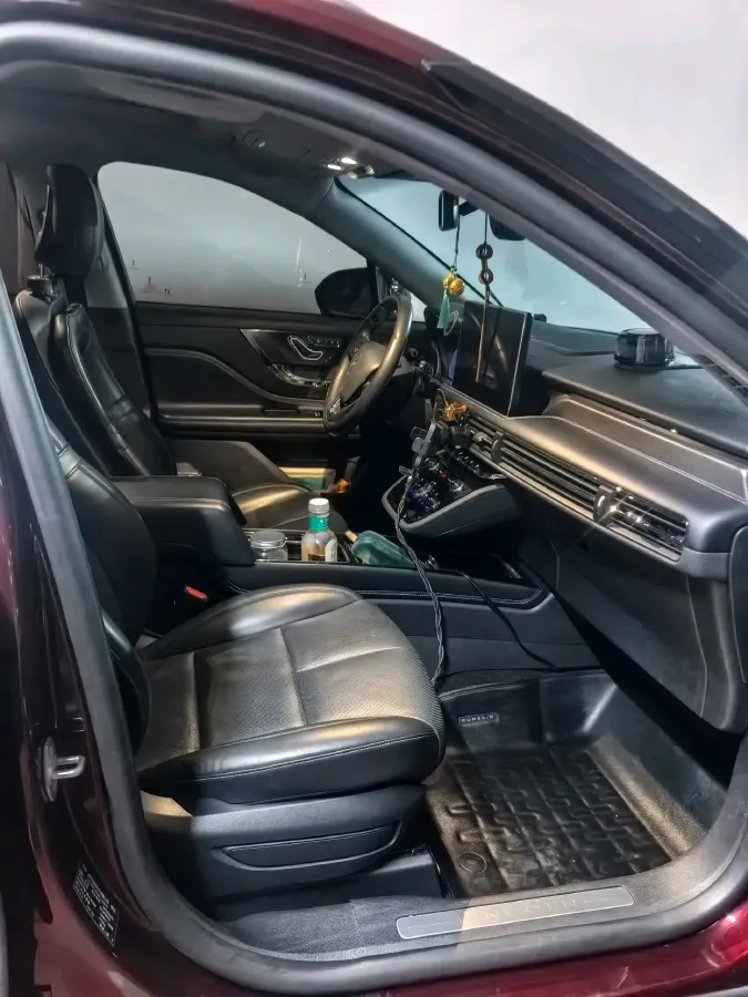 2021 Lincoln Corsair 2.0T 245HP L4 8AT,autocango,china used car exporter,china ev exporter,chinese used car exporter,chinese used ev exporter