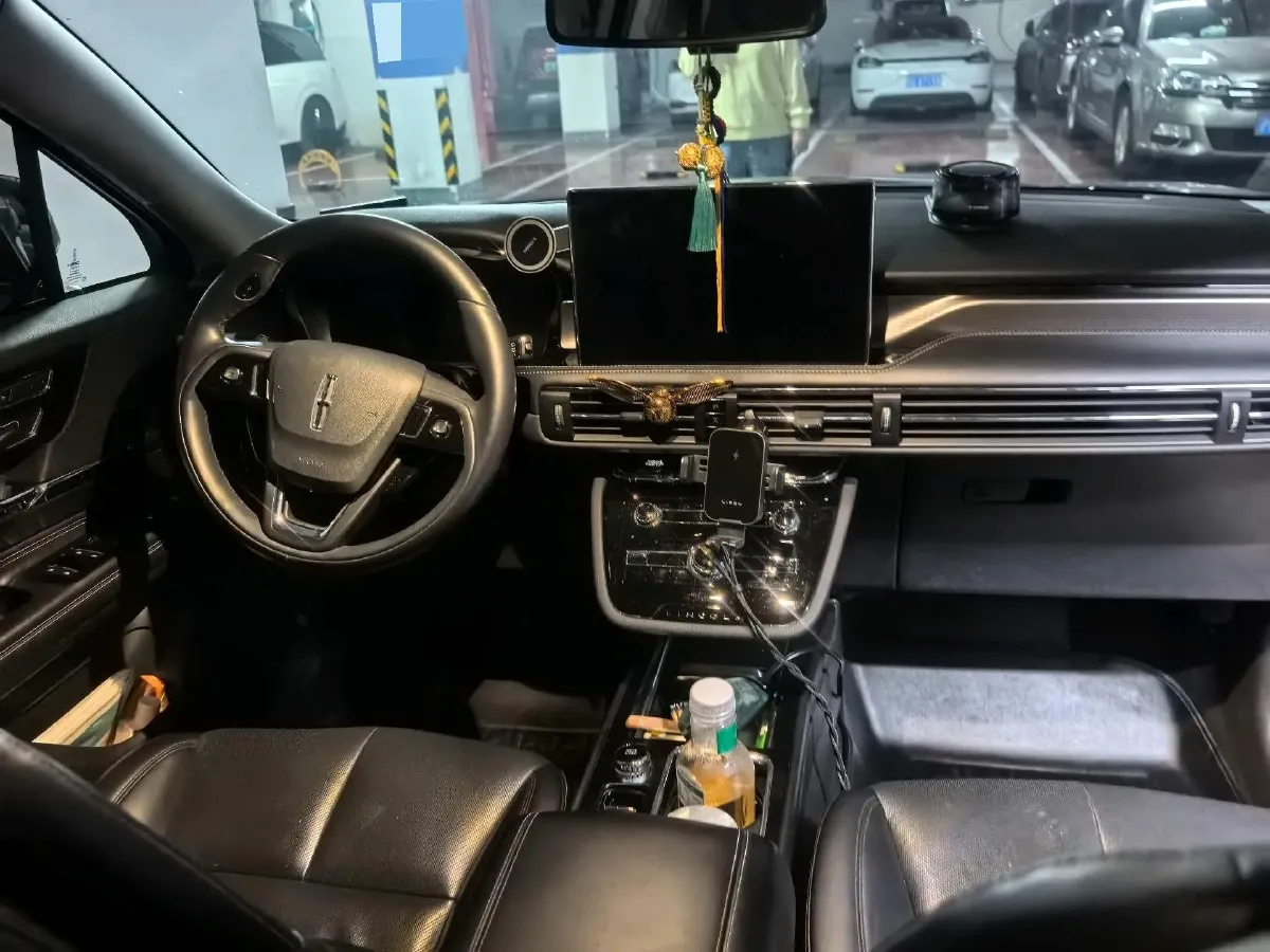 2021 Lincoln Corsair 2.0T 245HP L4 8AT,autocango,china used car exporter,china ev exporter,chinese used car exporter,chinese used ev exporter