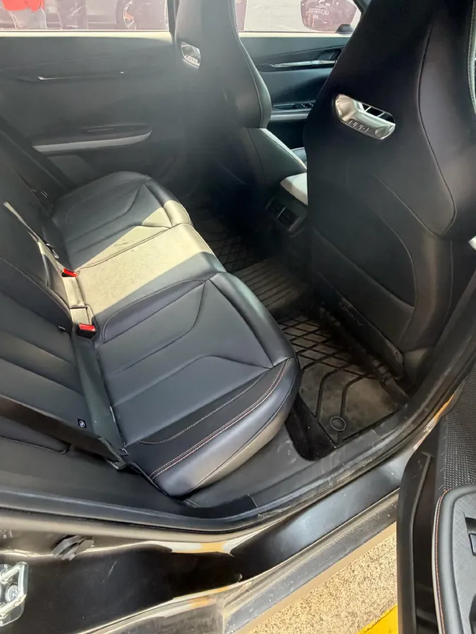 2023 ChangAn UNI-V 1.5T 188HP L4 7DCT,autocango,china used car exporter,china ev exporter,chinese used car exporter,chinese used ev exporter