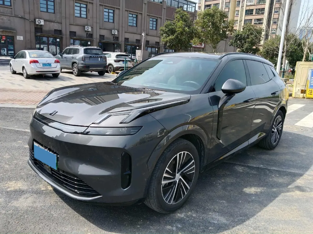 2025 LYNK&CO 08 EM-P 1.5T 163HP L4 3DHT PHEV 39.6/39.8KWH,autocango,china used car exporter,china ev exporter,chinese used car exporter,chinese used ev exporter