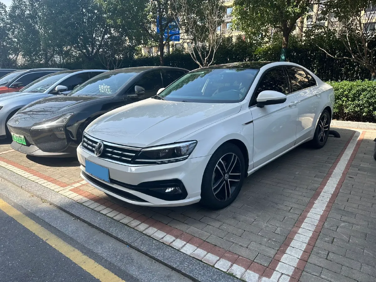 2019 Volkswagen Passat 1.4T 150HP L4 7DCT,autocango,china used car exporter,china ev exporter,chinese used car exporter,chinese used ev exporter