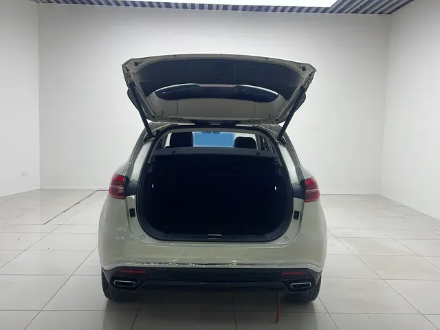 2019 HongQi HS5 2.0T 224HP L4 6AT,autocango,china used car exporter,china ev exporter,chinese used car exporter,chinese used ev exporter