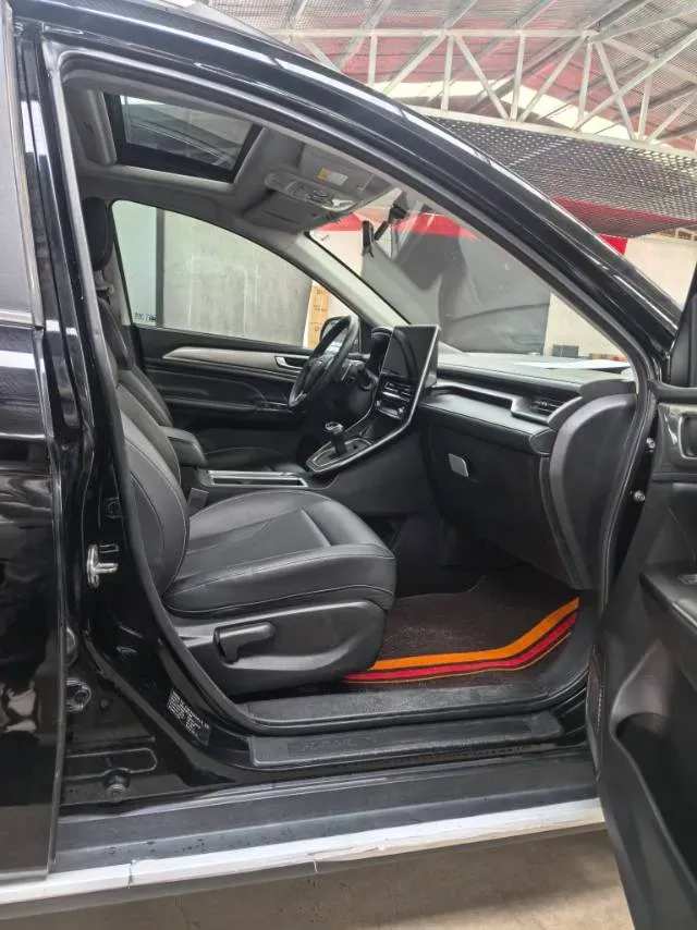 2021 Haval M6 1.5T 150HP L4 7DCT,autocango,china used car exporter,china ev exporter,chinese used car exporter,chinese used ev exporter