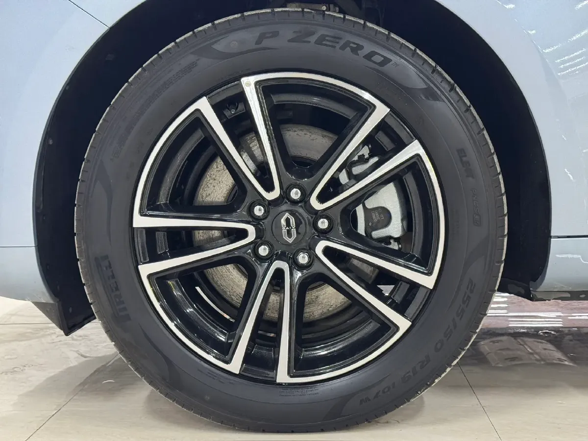 2024 AITO AITO M5 1.5T 152HP L4 REEV 42KWH,autocango,china used car exporter,china ev exporter,chinese used car exporter,chinese used ev exporter