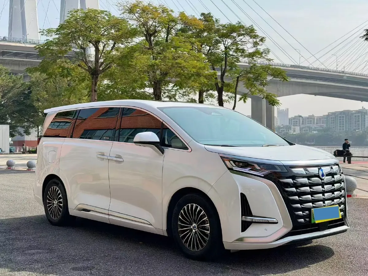 2022 Mercedes-Benz GLC Class 2.0T 197HP L4 9AT,autocango,china used car exporter,china ev exporter,chinese used car exporter,chinese used ev exporter