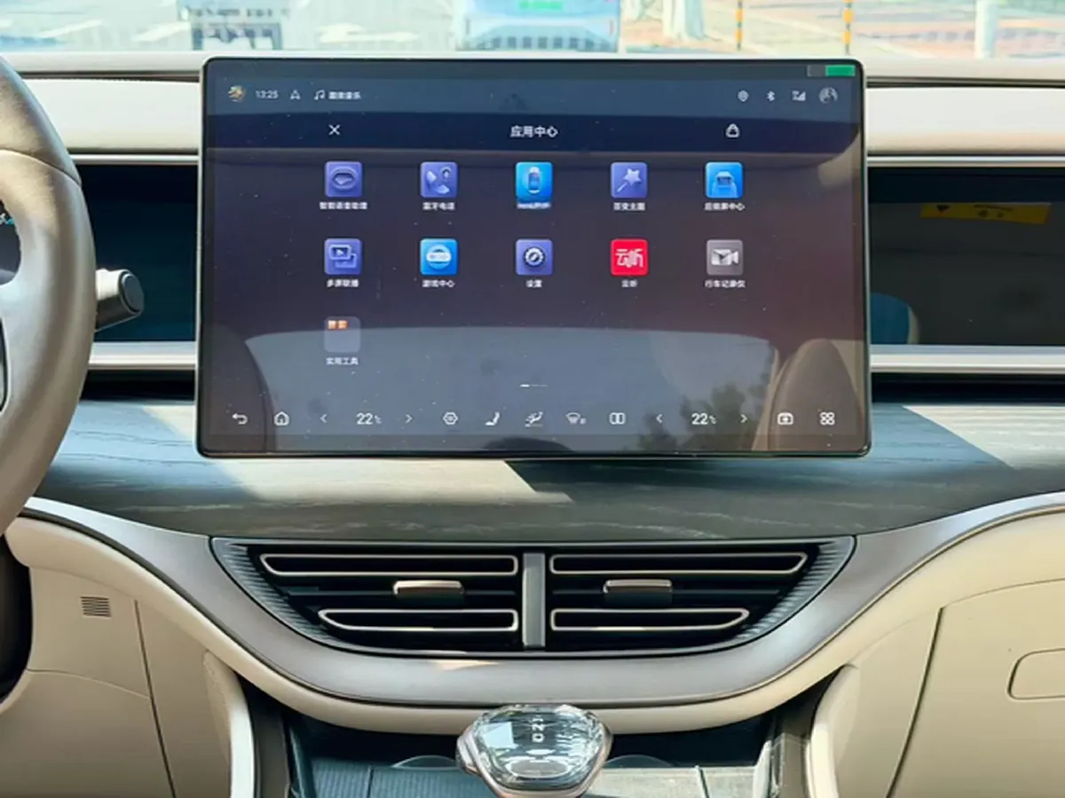 2022 Mercedes-Benz GLC Class 2.0T 197HP L4 9AT,autocango,china used car exporter,china ev exporter,chinese used car exporter,chinese used ev exporter