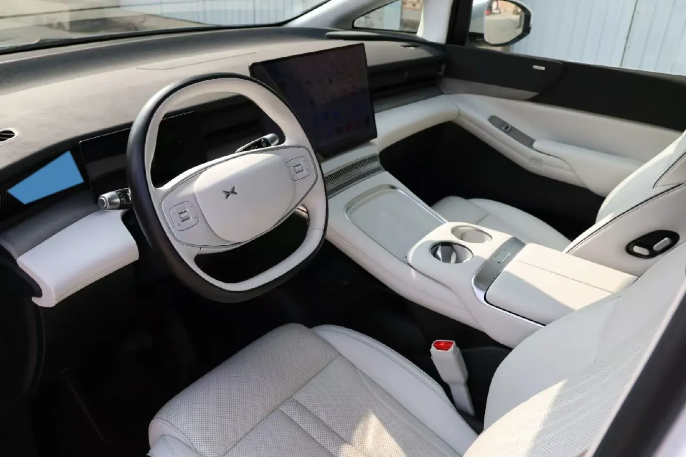 2024 Xpeng X9 BEV 101.5KWH,autocango,china used car exporter,china ev exporter,chinese used car exporter,chinese used ev exporter