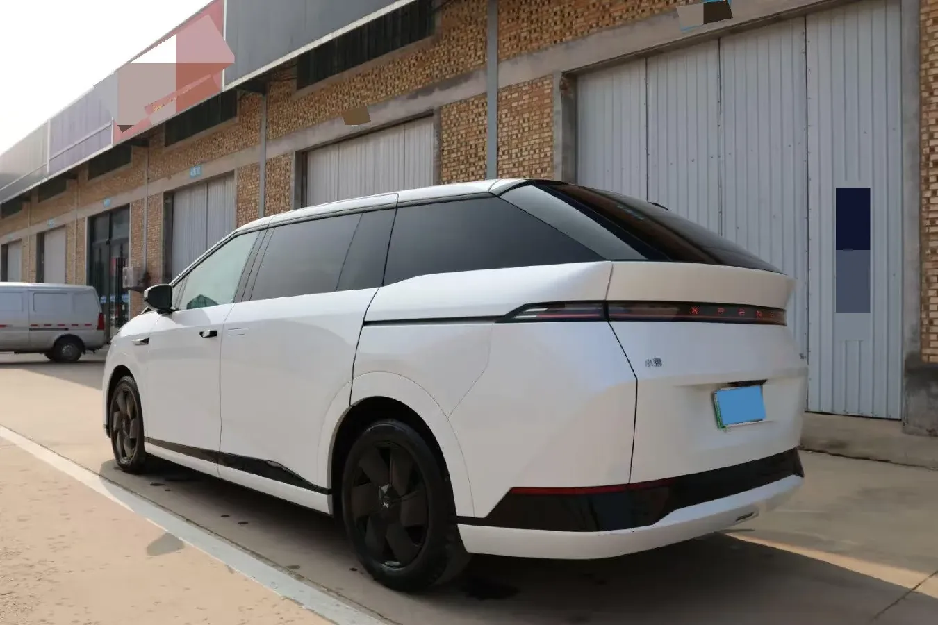 2024 Xpeng X9 BEV 101.5KWH,autocango,china used car exporter,china ev exporter,chinese used car exporter,chinese used ev exporter