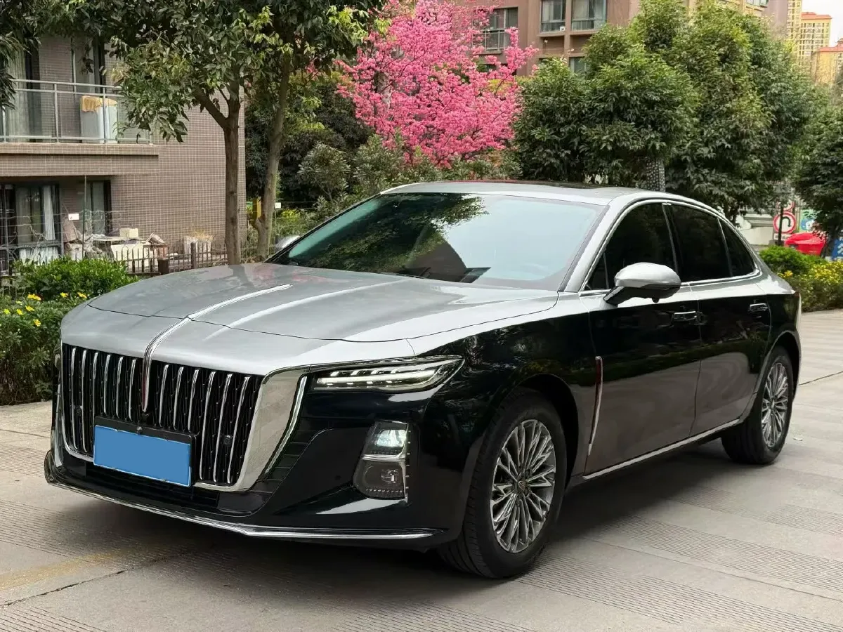 2023 HongQi H5 2.0T 224HP L4 8AT,autocango,china used car exporter,china ev exporter,chinese used car exporter,chinese used ev exporter