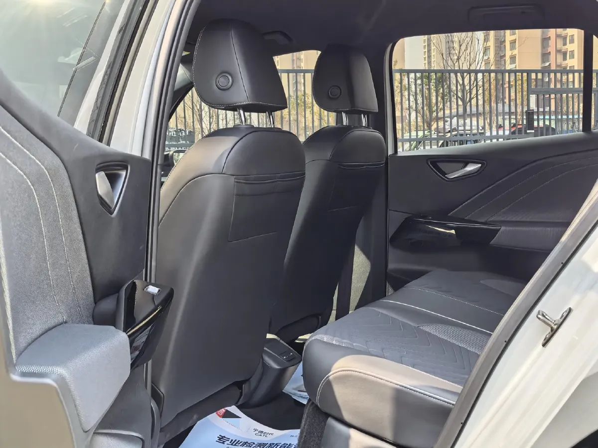 2024 Volkswagen ID.3 BEV 52.8KWH,autocango,china used car exporter,china ev exporter,chinese used car exporter,chinese used ev exporter