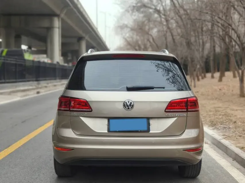 2018 Volkswagen Golf Sportsvan 1.6L 110HP L4 6AT,autocango,china used car exporter,china ev exporter,chinese used car exporter,chinese used ev exporter