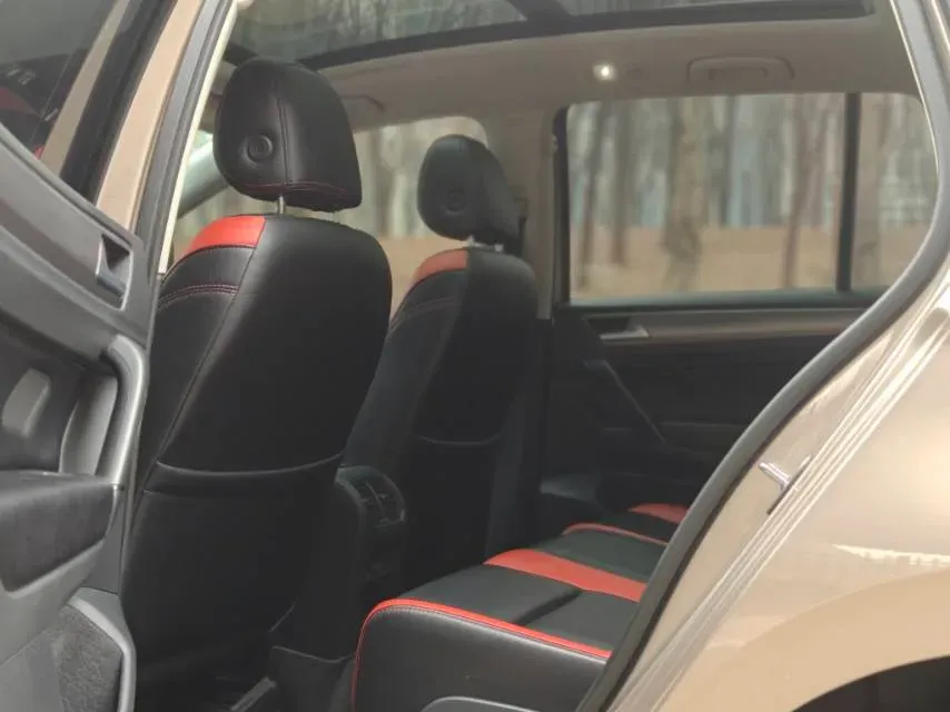 2018 Volkswagen Golf Sportsvan 1.6L 110HP L4 6AT,autocango,china used car exporter,china ev exporter,chinese used car exporter,chinese used ev exporter