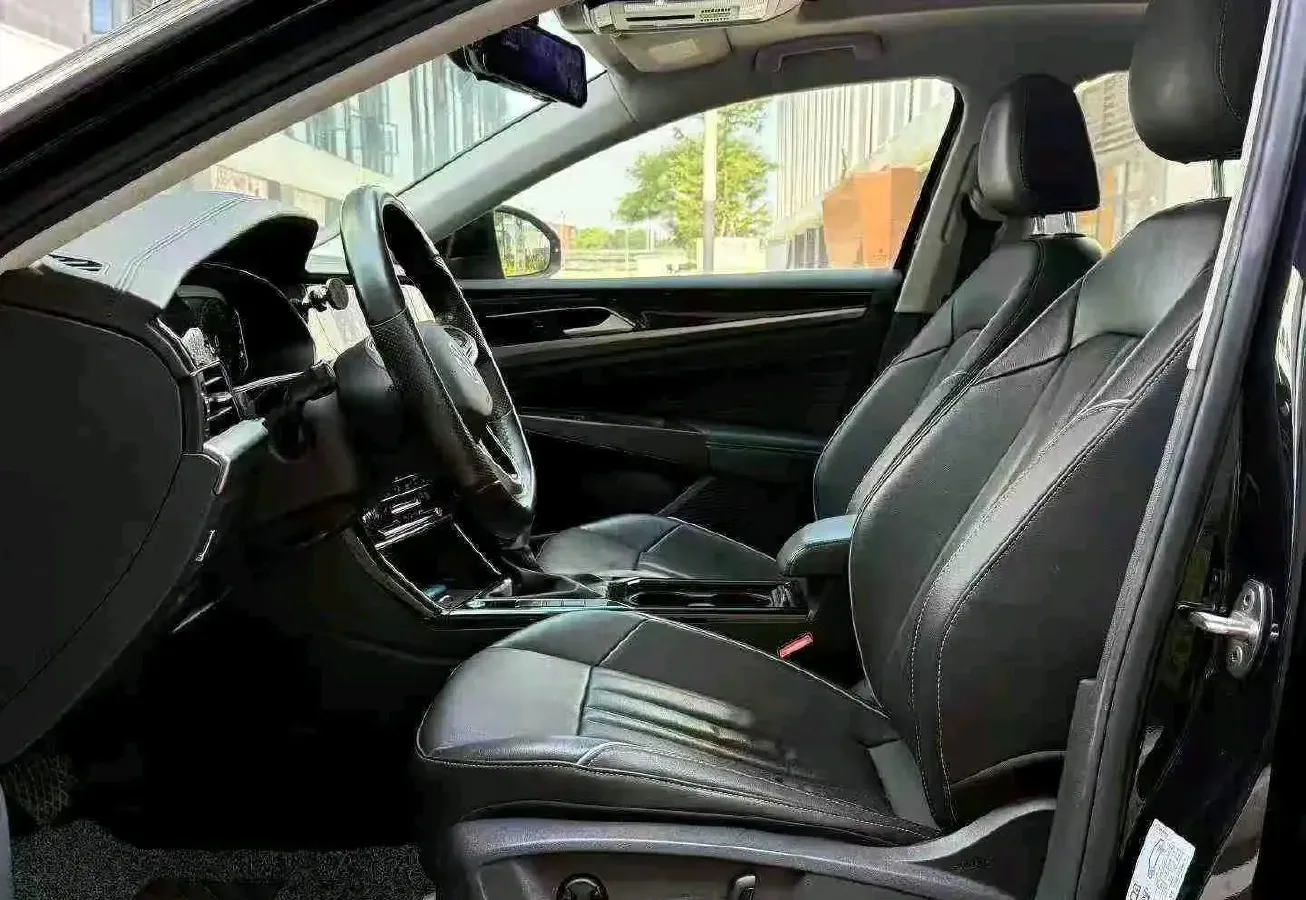 2023 Volkswagen Passat 2.0T 186HP L4 7DCT,autocango,china used car exporter,china ev exporter,chinese used car exporter,chinese used ev exporter