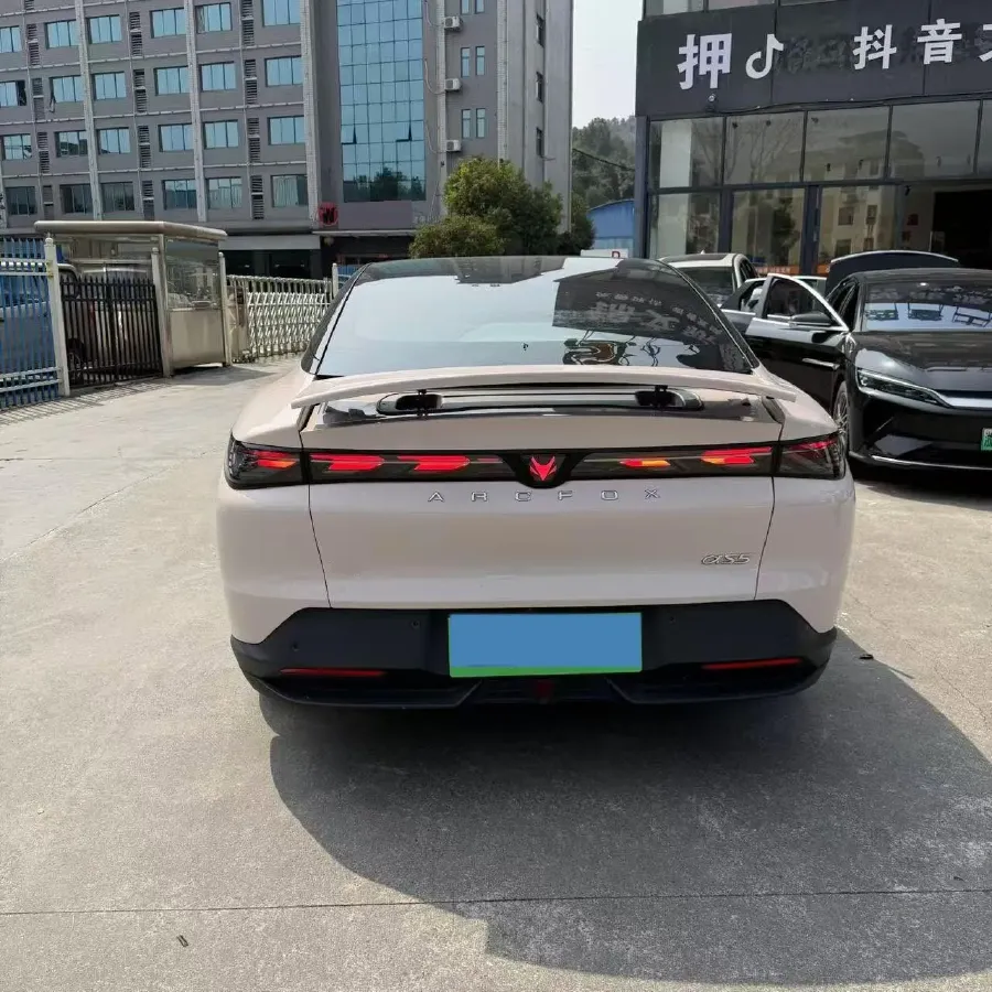 2024 ARCFOX αT5 BEV 79.2KWH,autocango,china used car exporter,china ev exporter,chinese used car exporter,chinese used ev exporter