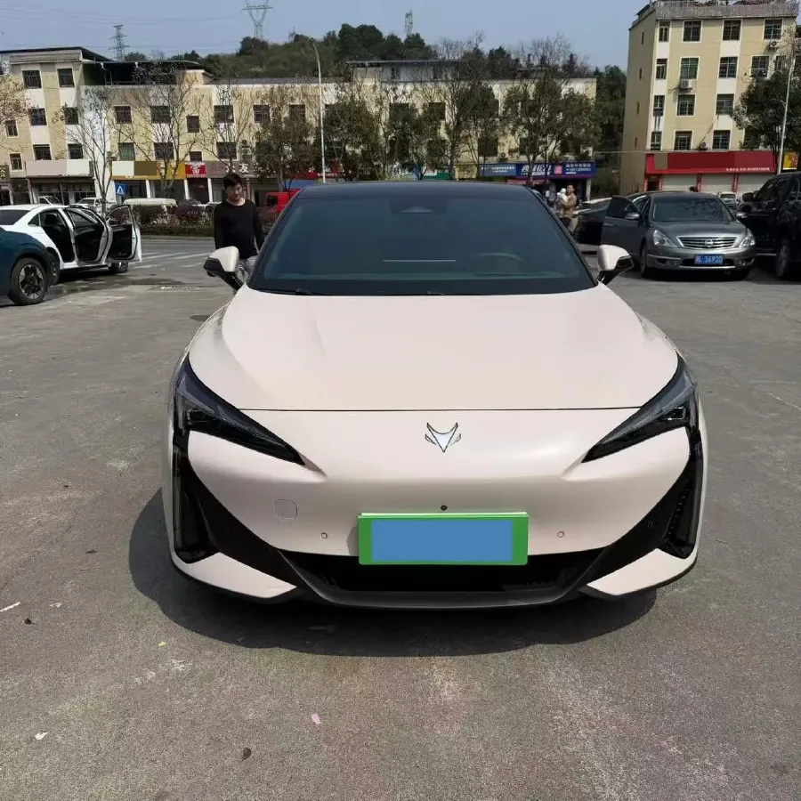 2024 ARCFOX αT5 BEV 79.2KWH,autocango,china used car exporter,china ev exporter,chinese used car exporter,chinese used ev exporter
