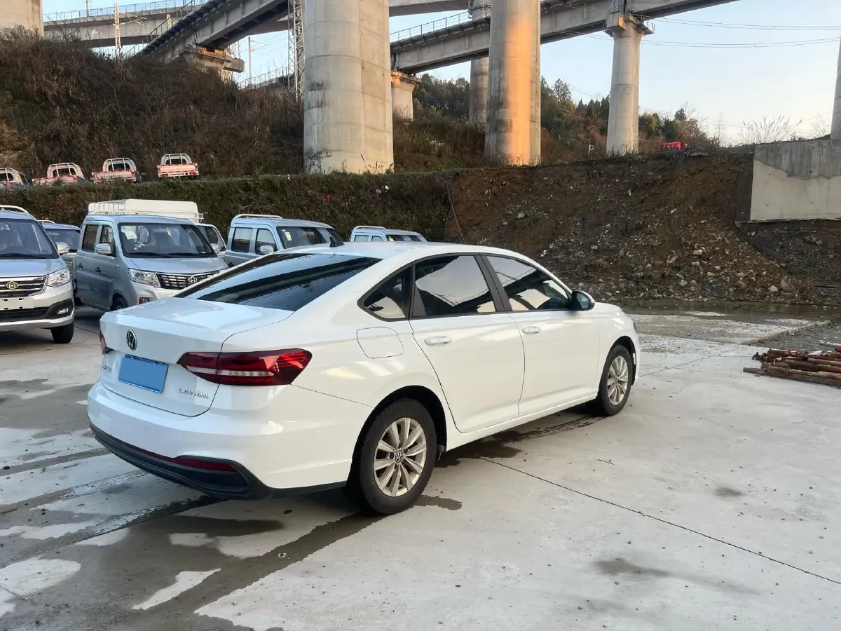 2023 Volkswagen Lavida 1.5L 110HP L4 6AT,autocango,china used car exporter,china ev exporter,chinese used car exporter,chinese used ev exporter