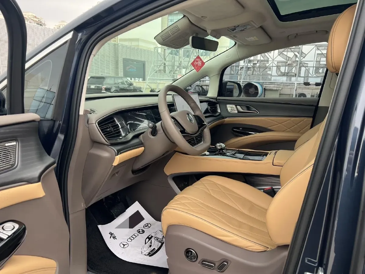 2022 HongQi HS7 3.0T 337HP V6 8AT,autocango,china used car exporter,china ev exporter,chinese used car exporter,chinese used ev exporter