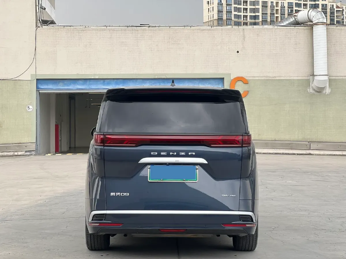 2022 HongQi HS7 3.0T 337HP V6 8AT,autocango,china used car exporter,china ev exporter,chinese used car exporter,chinese used ev exporter