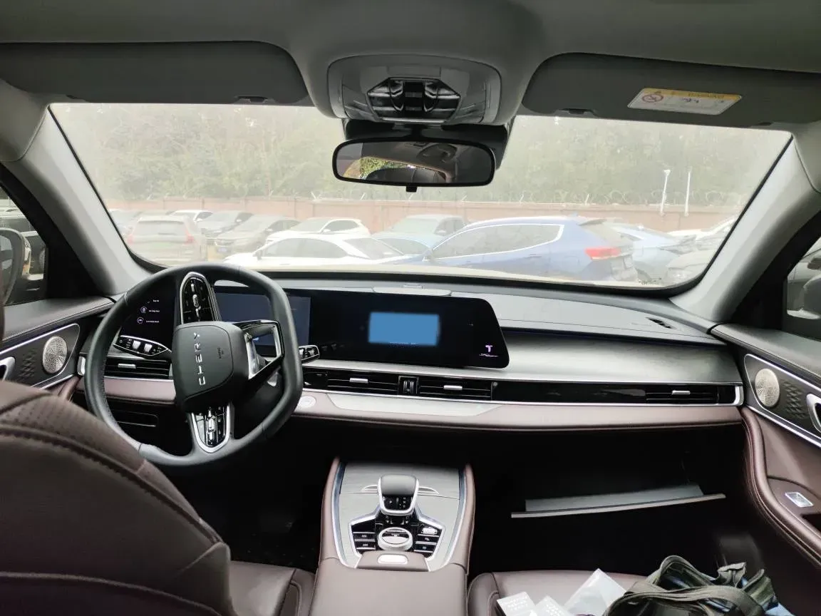 2024 Chery Tiggo 8 Plus 2.0T 254HP L4 7DCT,autocango,china used car exporter,china ev exporter,chinese used car exporter,chinese used ev exporter