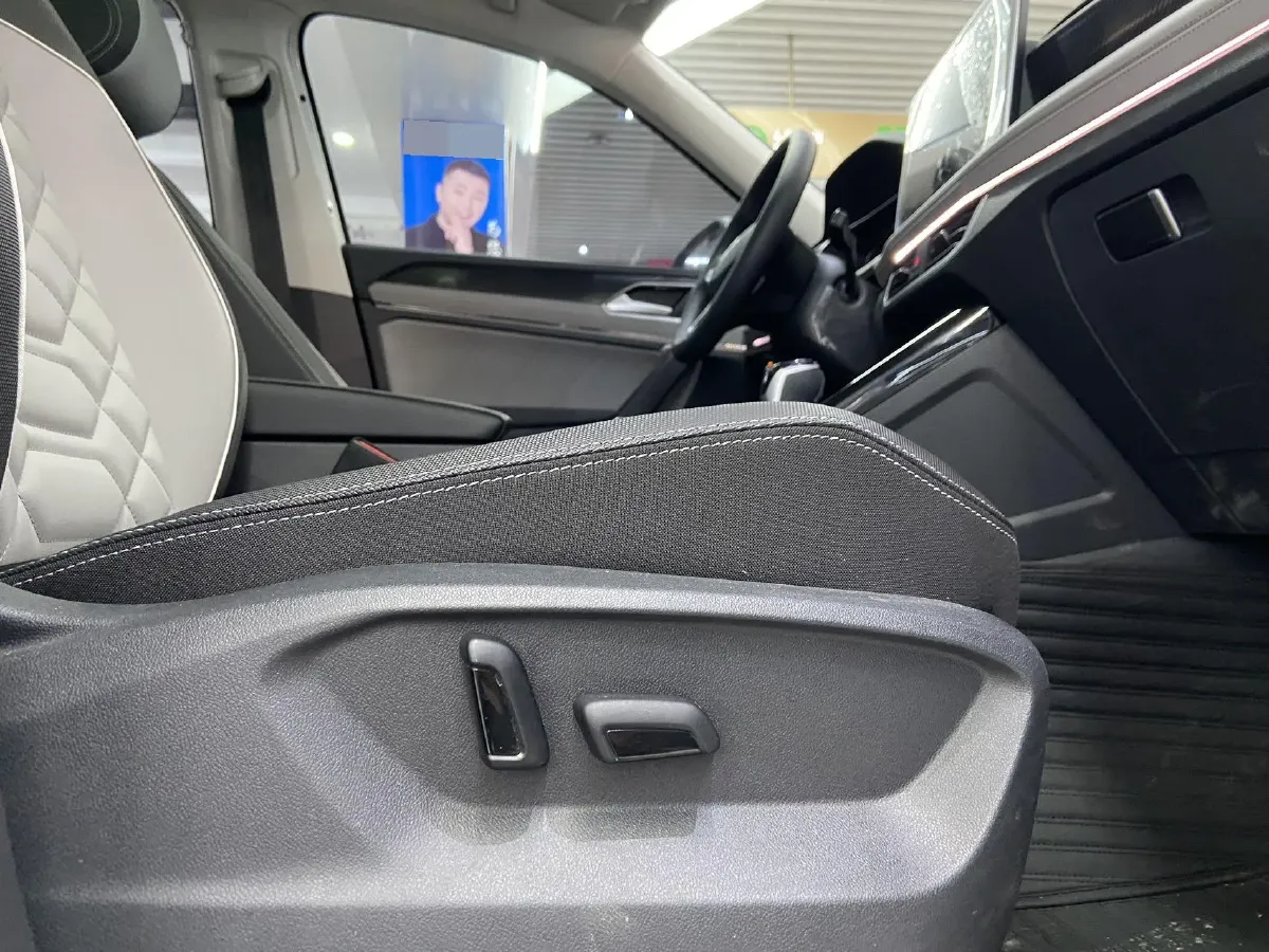 2023 Volkswagen Tayron 1.4T 150HP L4 7DCT,autocango,china used car exporter,china ev exporter,chinese used car exporter,chinese used ev exporter