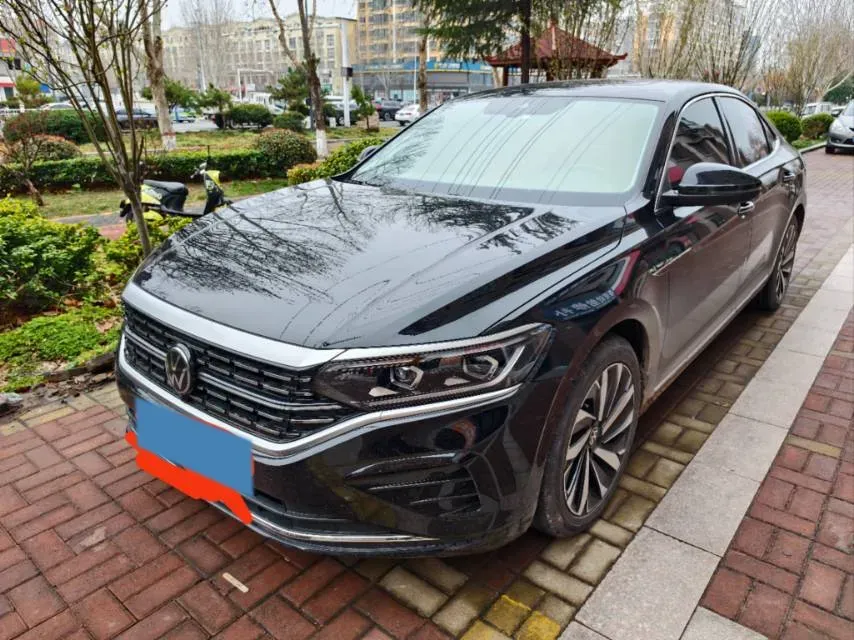 2024 Volkswagen Passat 2.0T 220HP L4 7DCT,autocango,china used car exporter,china ev exporter,chinese used car exporter,chinese used ev exporter