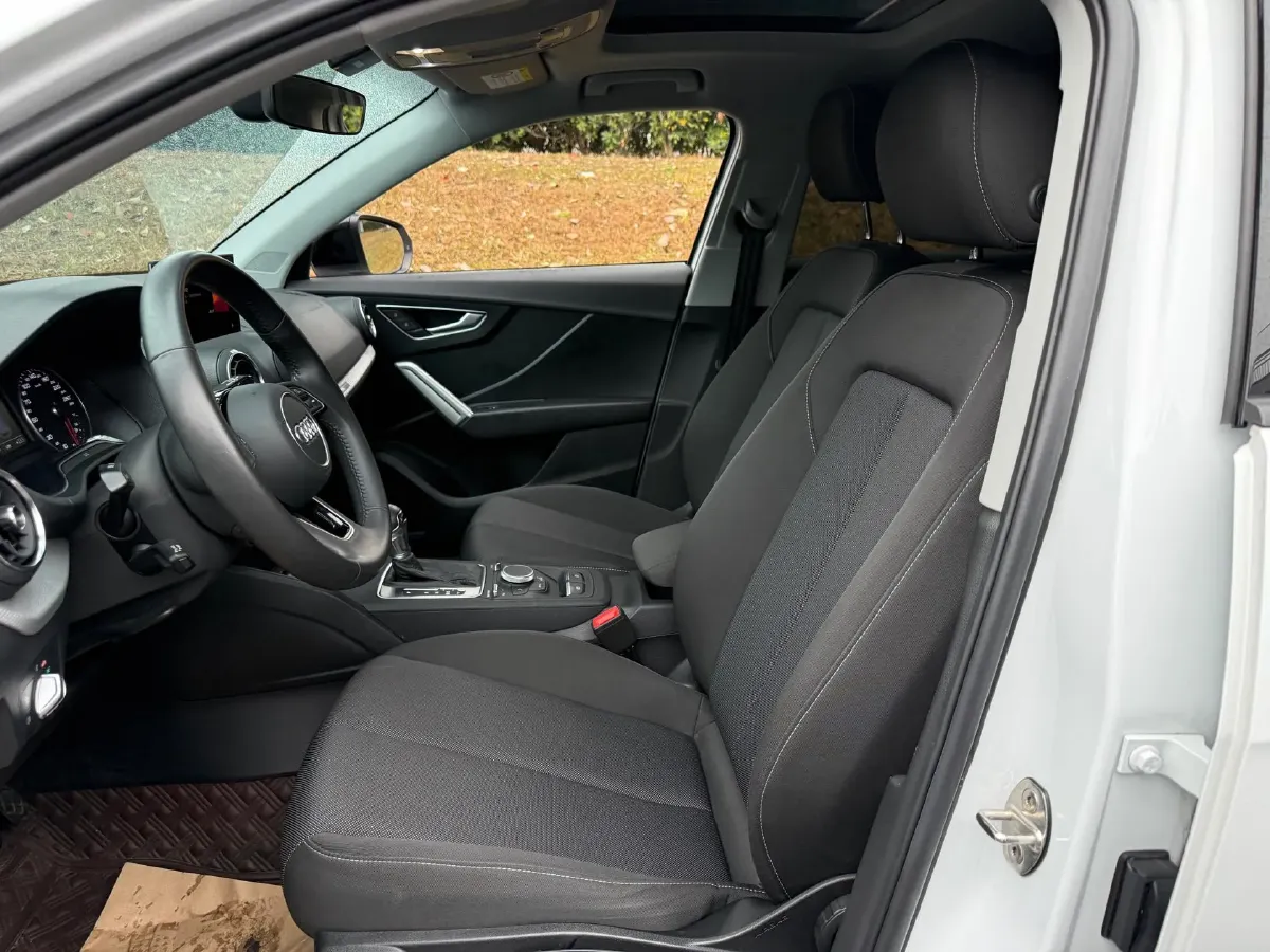 2021 Audi Q2L 1.4T 150HP L4 7DCT,autocango,china used car exporter,china ev exporter,chinese used car exporter,chinese used ev exporter