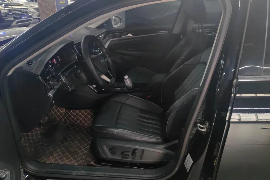 2022 Skoda Kodiak GT 2.0T 186HP L4 7DCT,autocango,china used car exporter,china ev exporter,chinese used car exporter,chinese used ev exporter