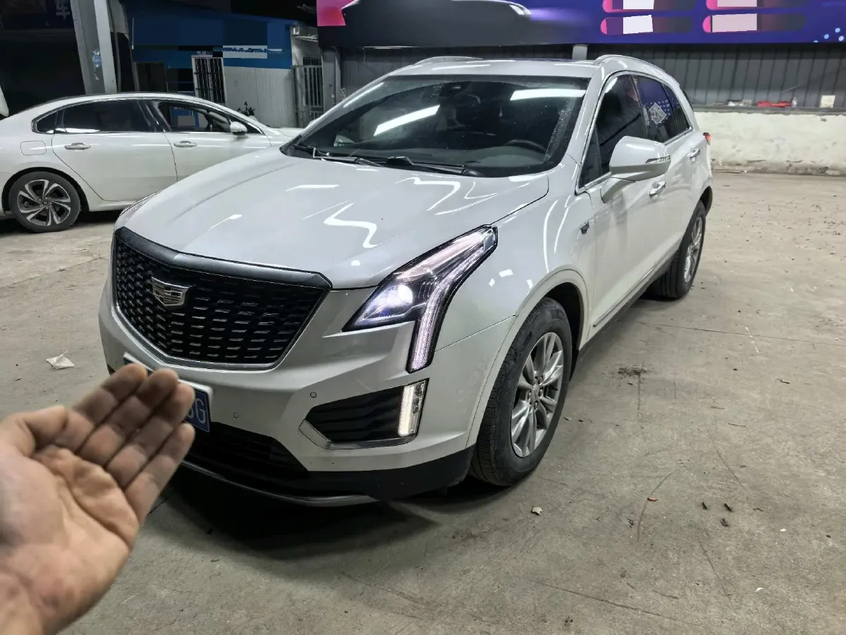 2020 Cadillac XT5 2.0T 241HP L4 9AT,autocango,china used car exporter,china ev exporter,chinese used car exporter,chinese used ev exporter