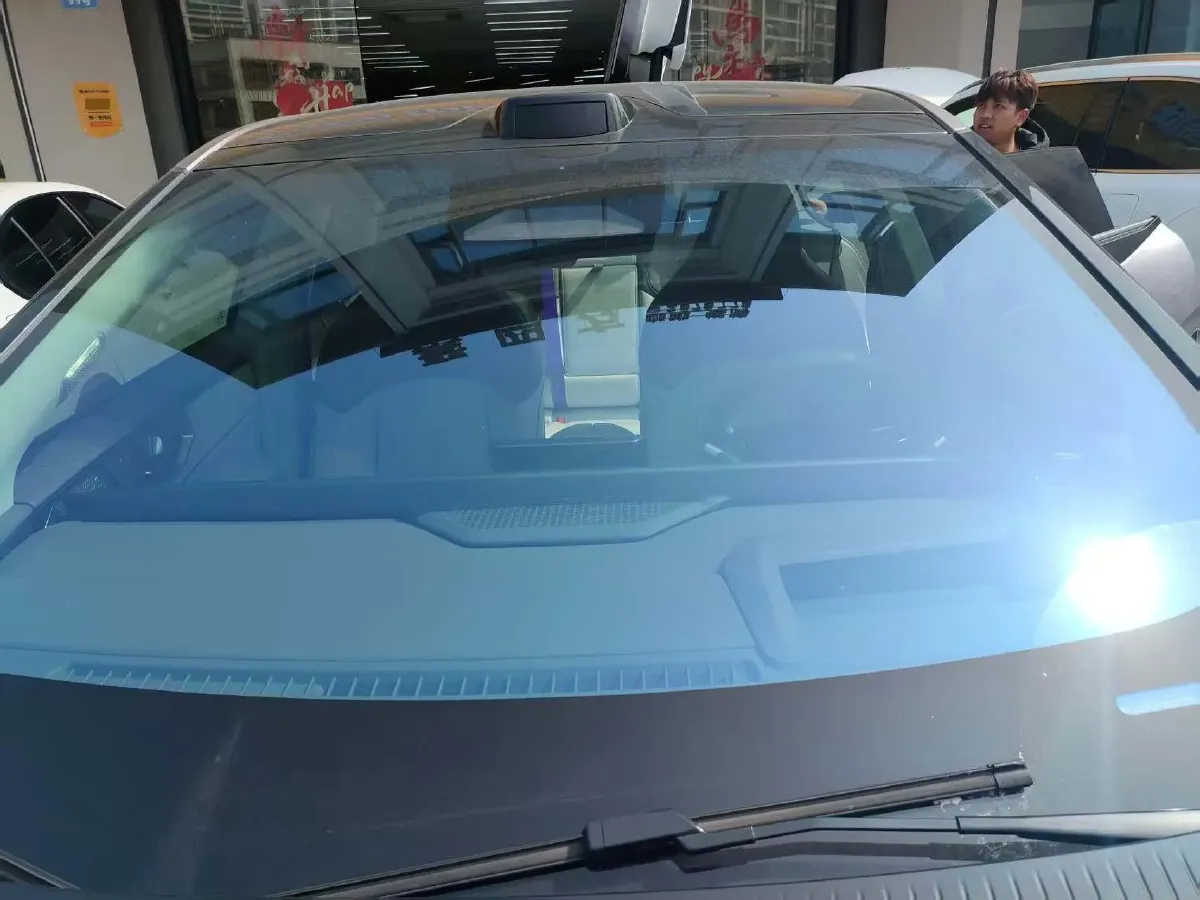 2023 HiPhi Y BEV 76.6KWH,autocango,china used car exporter,china ev exporter,chinese used car exporter,chinese used ev exporter