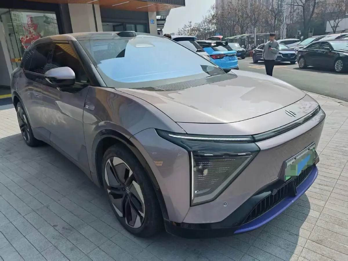 2023 HiPhi Y BEV 76.6KWH,autocango,china used car exporter,china ev exporter,chinese used car exporter,chinese used ev exporter