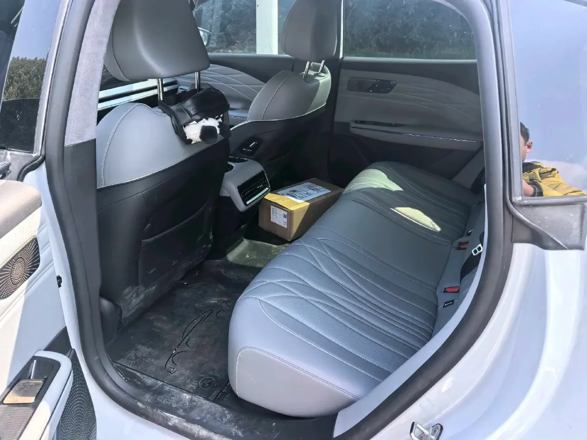 2025 MAXUS InterstellarX 2.5T 224HP L4 8AT,autocango,china used car exporter,china ev exporter,chinese used car exporter,chinese used ev exporter