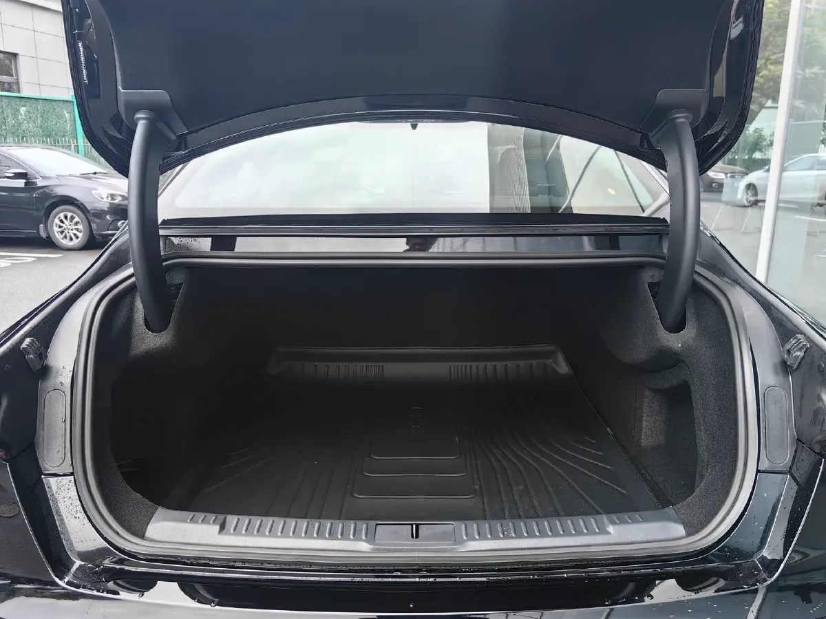 2025 Lincoln Z 2.0T 294HP L4 E-CVT Hybrid,autocango,china used car exporter,china ev exporter,chinese used car exporter,chinese used ev exporter