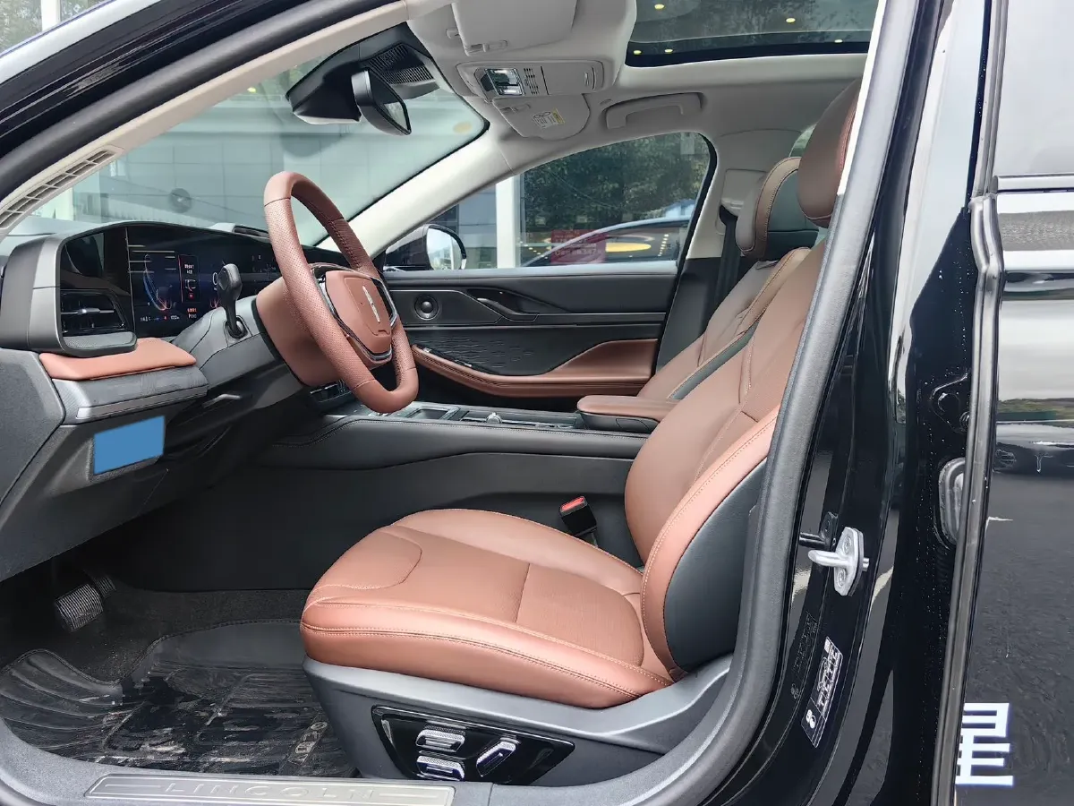 2025 Lincoln Z 2.0T 294HP L4 E-CVT Hybrid,autocango,china used car exporter,china ev exporter,chinese used car exporter,chinese used ev exporter