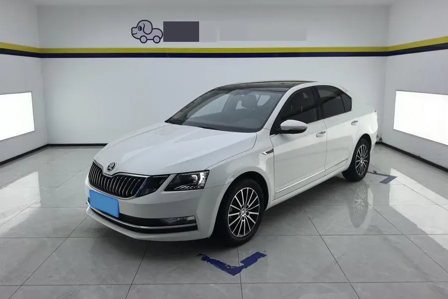 2019 Skoda Octavia 1.5L 116HP L4 6AT,autocango,china used car exporter,china ev exporter,chinese used car exporter,chinese used ev exporter