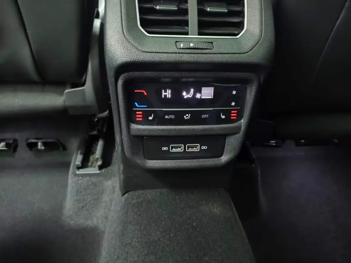 2023 Volkswagen Tayron 1.4T 150HP L4 7DCT,autocango,china used car exporter,china ev exporter,chinese used car exporter,chinese used ev exporter