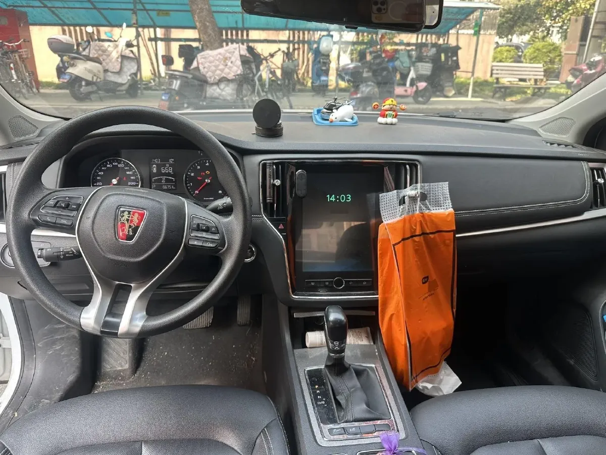 2019 Roewe i6 1.6L 125HP L4 CVT,autocango,china used car exporter,china ev exporter,chinese used car exporter,chinese used ev exporter