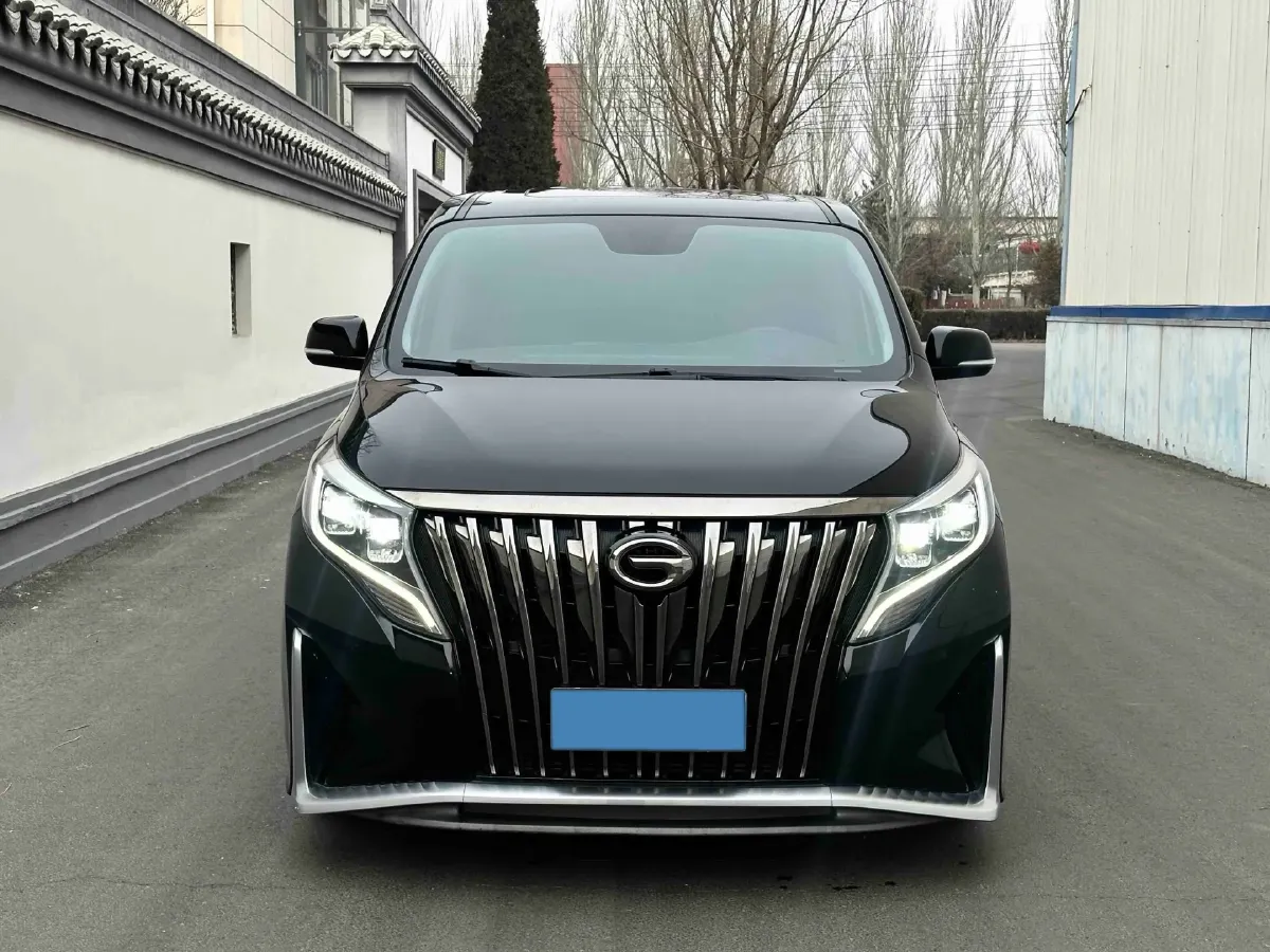 2021 GAC Trumpchi M8 2.0T 252HP L4 8AT,autocango,china used car exporter,china ev exporter,chinese used car exporter,chinese used ev exporter