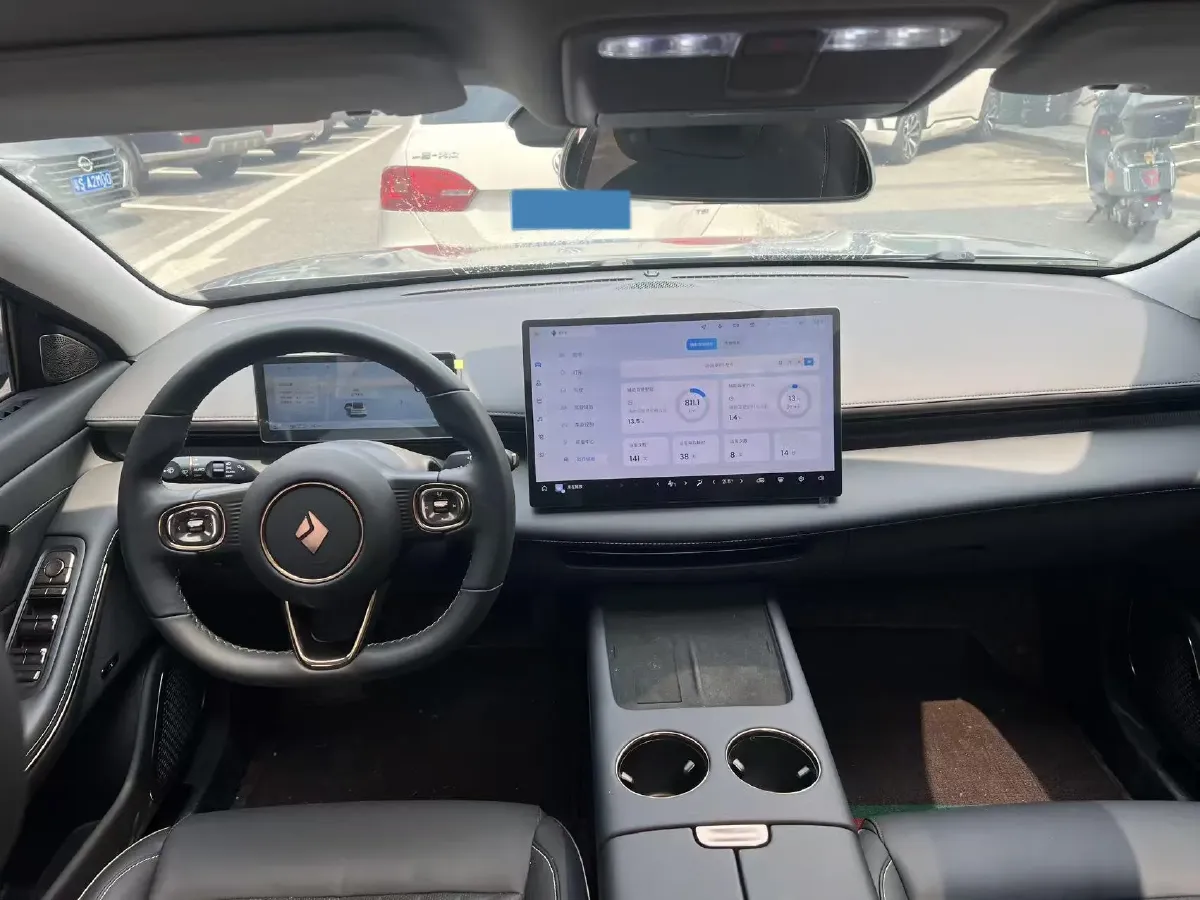 2025 BaoJun XiangJing 1.5T 143HP L4 1DHT PHEV,autocango,china used car exporter,china ev exporter,chinese used car exporter,chinese used ev exporter