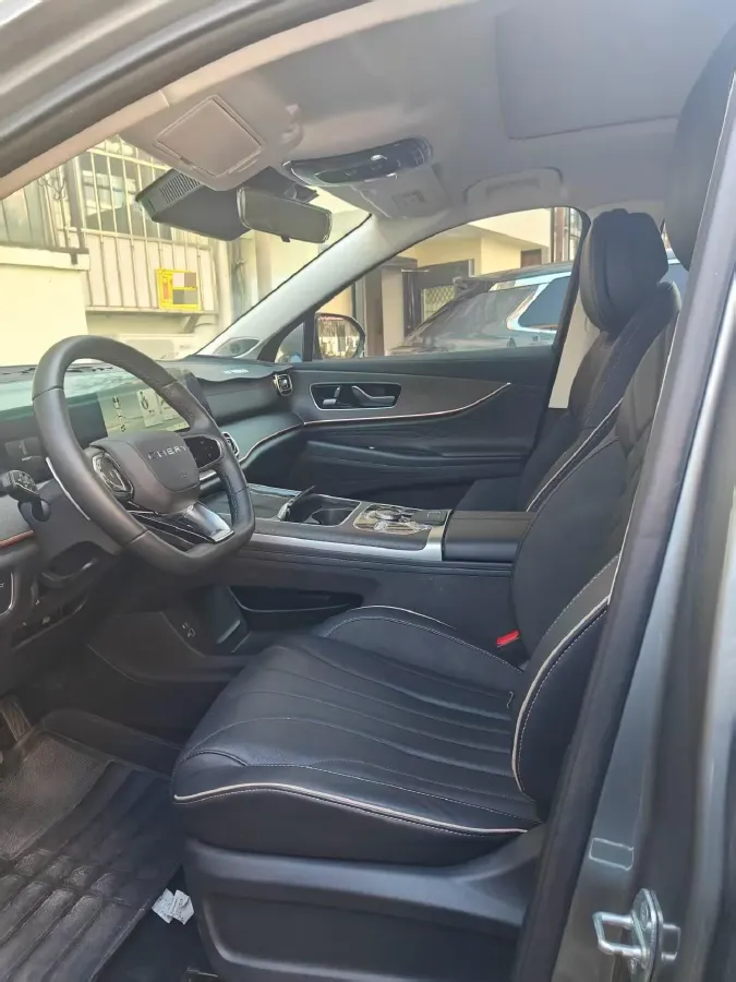 2023 Chery Tiggo 9 2.0T 261HP L4 7DCT,autocango,china used car exporter,china ev exporter,chinese used car exporter,chinese used ev exporter