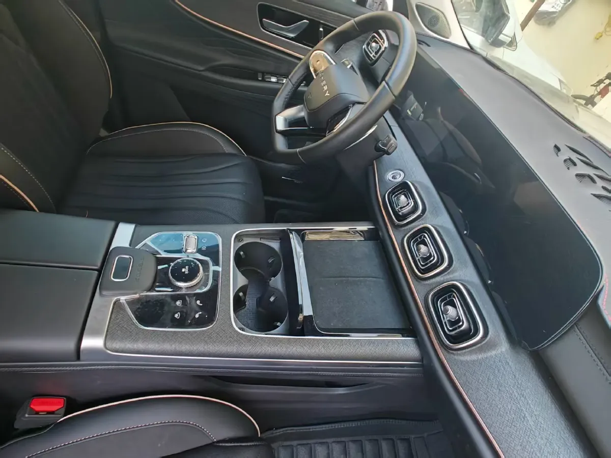 2023 Chery Tiggo 9 2.0T 261HP L4 7DCT,autocango,china used car exporter,china ev exporter,chinese used car exporter,chinese used ev exporter