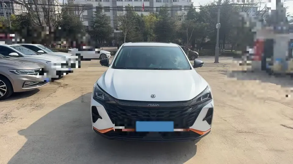 2023 DongFeng Aeolus YiXuan 1.5L 125HP L4 6DCT,autocango,china used car exporter,china ev exporter,chinese used car exporter,chinese used ev exporter