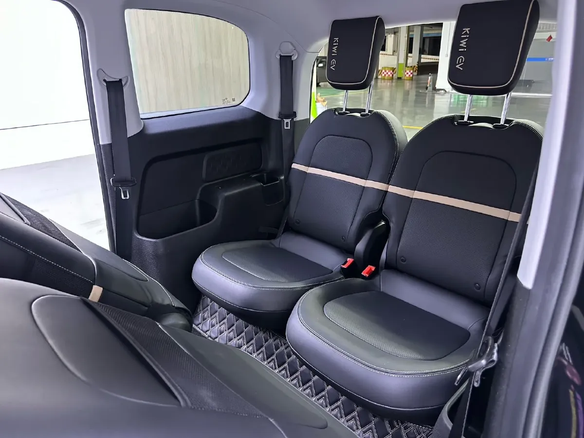 2022 BaoJun KiWi EV BEV 31.9KWH,autocango,china used car exporter,china ev exporter,chinese used car exporter,chinese used ev exporter