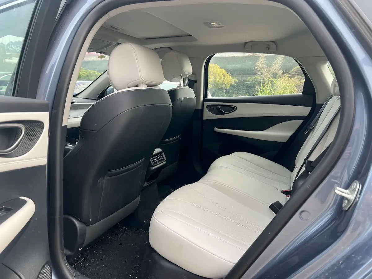 2025 BYD Seal05 DM-i 1.5L 101HP L4 E-CVT PHEV 15.87KWH,autocango,china used car exporter,china ev exporter,chinese used car exporter,chinese used ev exporter