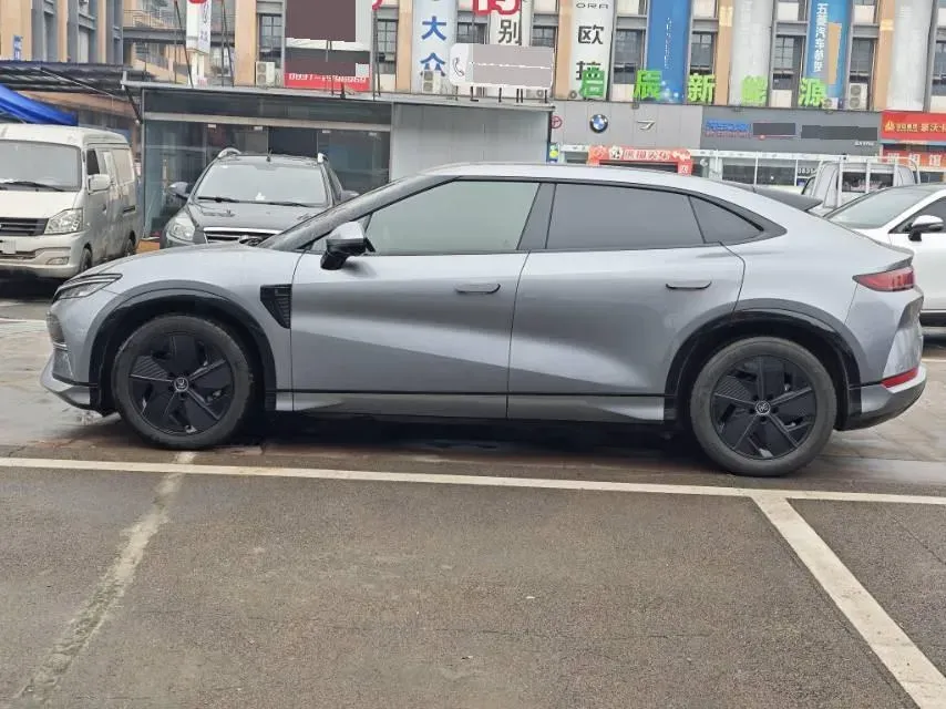 2024 BYD SongL EV BEV 71.8KWH,autocango,china used car exporter,china ev exporter,chinese used car exporter,chinese used ev exporter