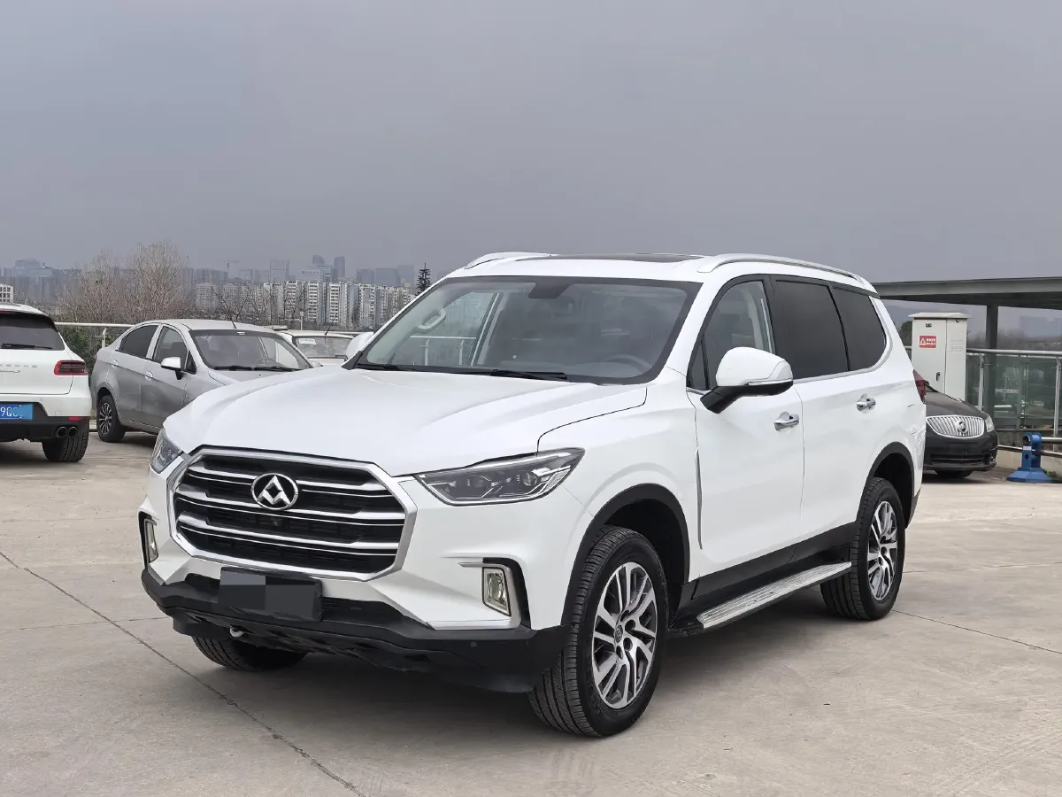 2017 MAXUS D90 2.0T 224HP L4 6AT,autocango,china used car exporter,china ev exporter,chinese used car exporter,chinese used ev exporter